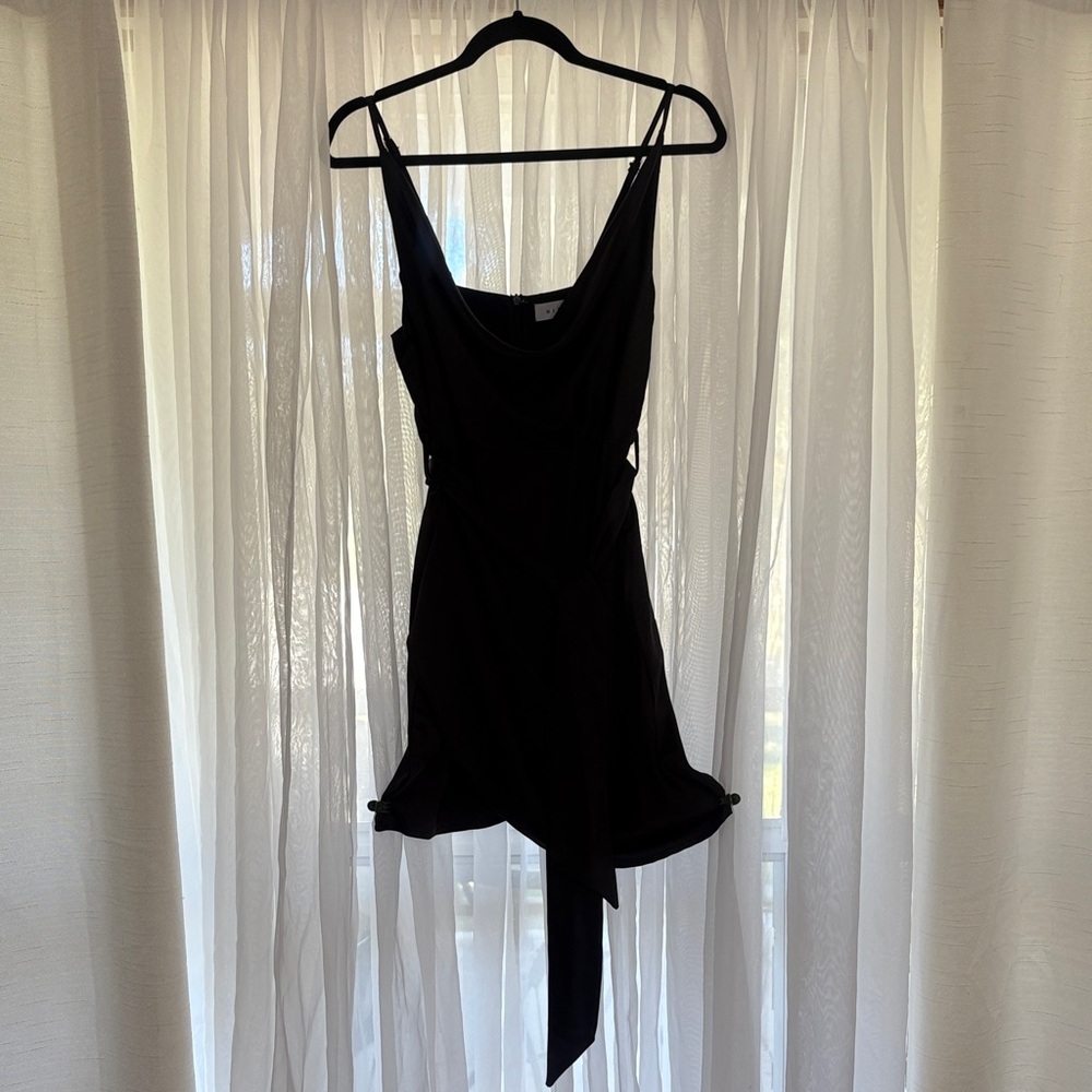 Elegant Black Mini Dress